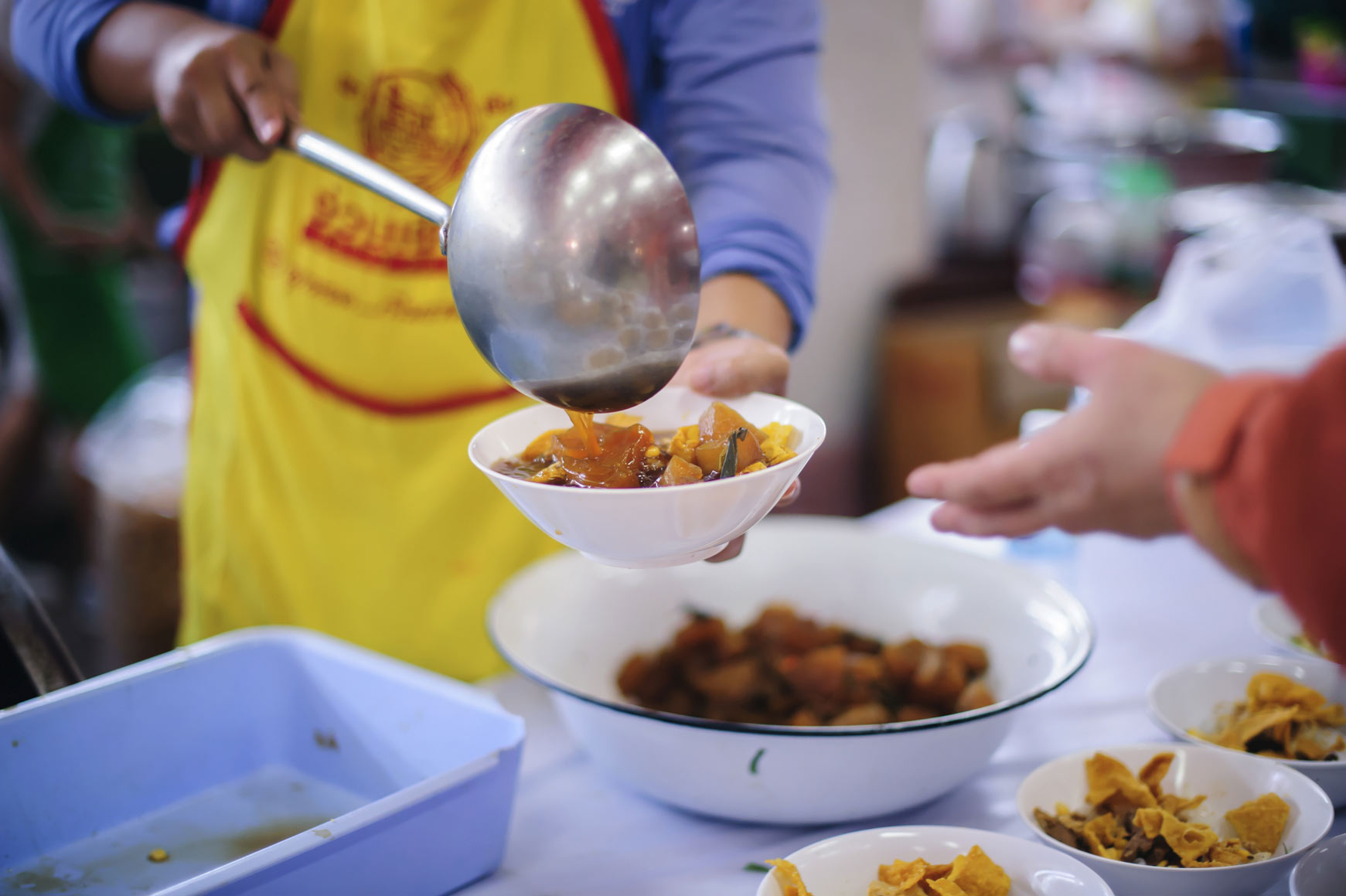 8 Towing safety tips for caravans and trailers